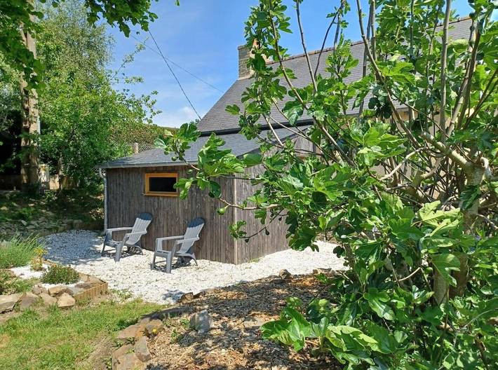 Location de vacances pour 3 personnes, avec jardin à Les Champs-Géraux - 2