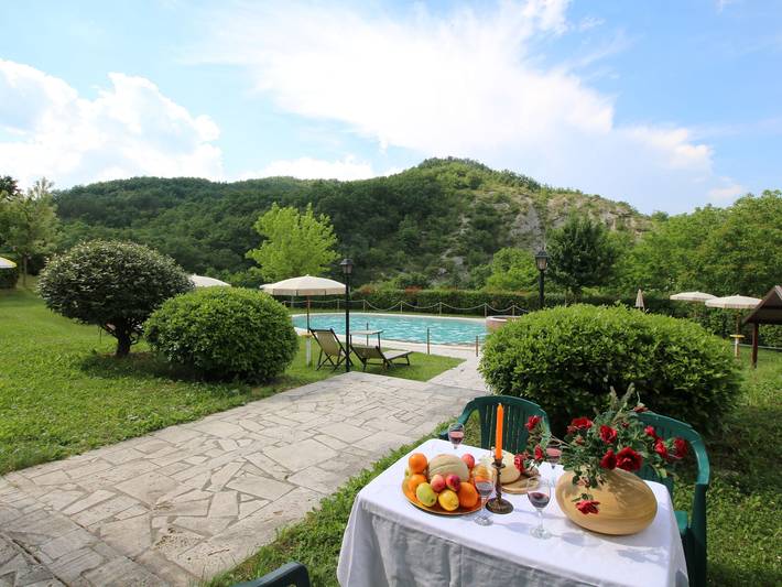 Villa per 5 persone, con Terrazza e Giardino nonché Piscina nelle Marche