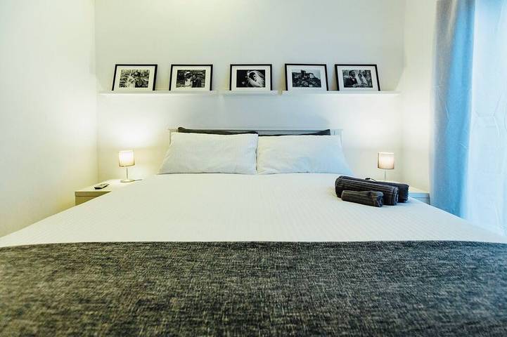 Appartamento intero, Photo Rooms • Terrazza privata • 2 camere • 2 bagni • WiFi veloce • Centro in Catania, Catania e dintorni
