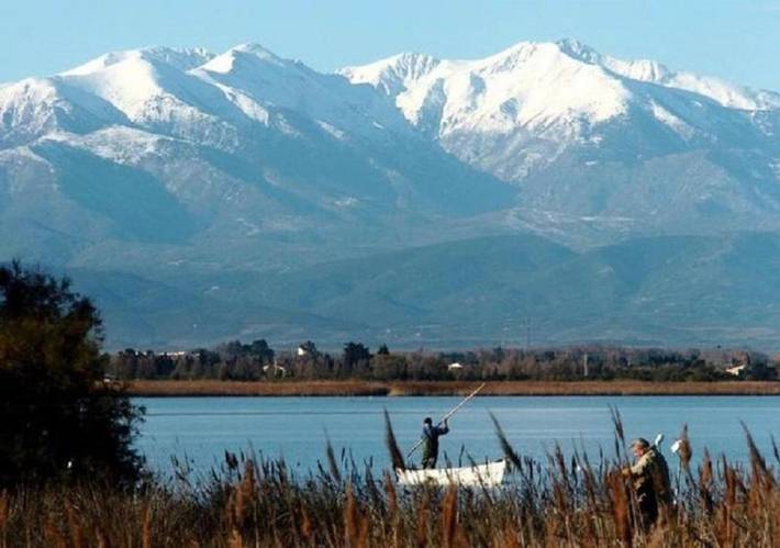 Camping para 8 personas, con vistas además de piscina para niños y jardín en Canet-en-Roussillon
