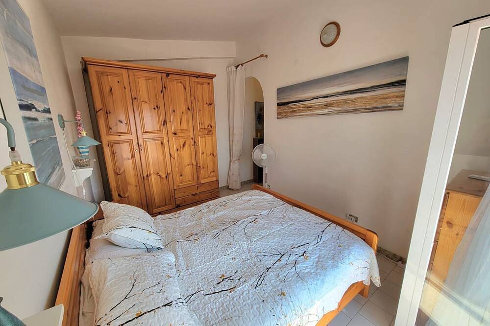 Panoramic ocean and mountain views town house Scalea, Calabria- sleep 7. in Scalea, Tyrrhenian Coast Kalabria