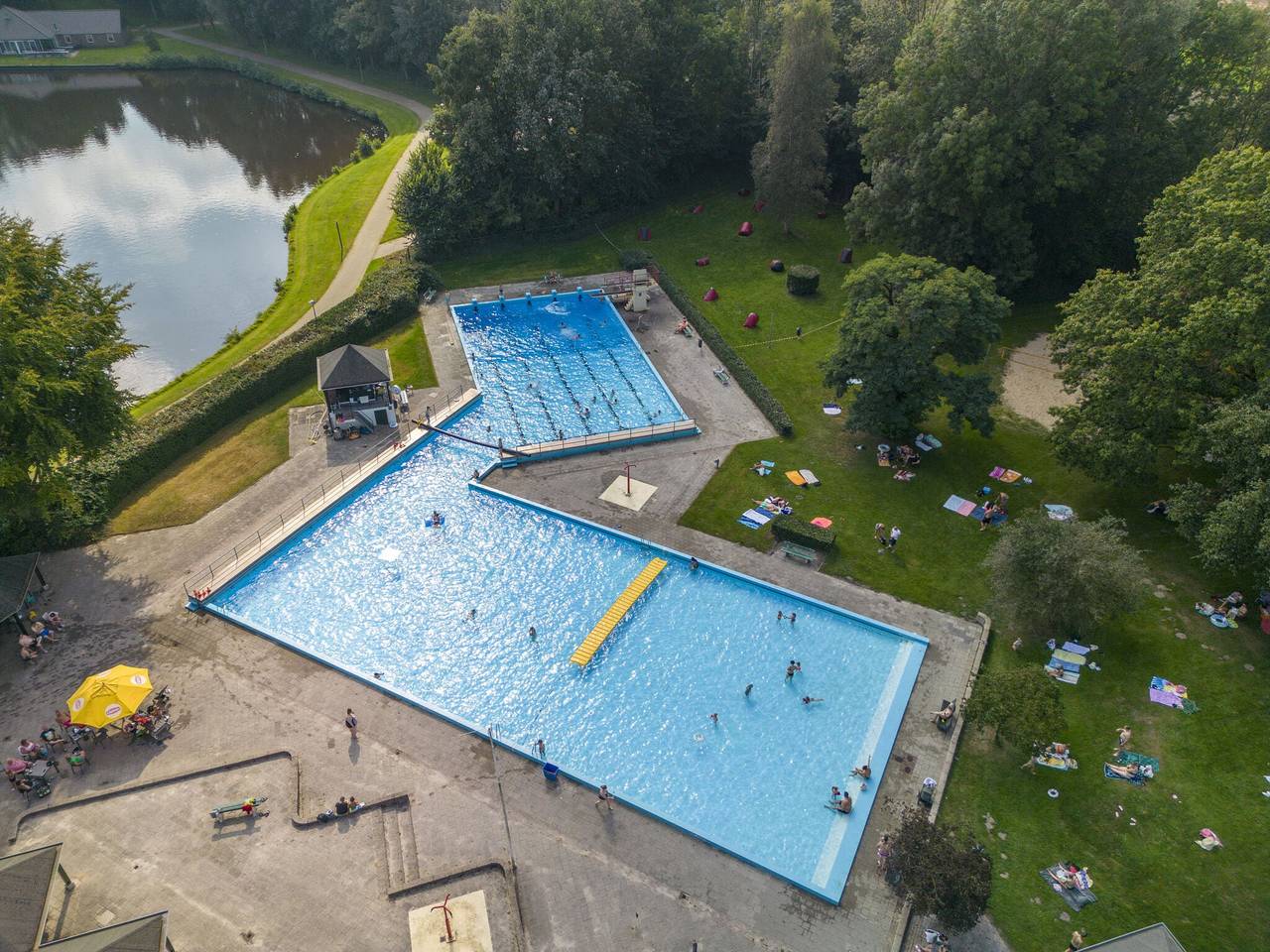 Modern chalet nabij bos in Drenthe