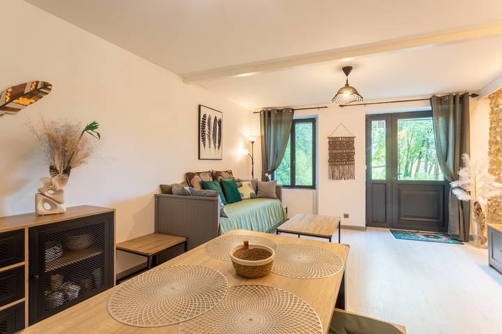 Maison de vacances 'Cholena - Domaine Helaku' avec terrasse partagée, jardin partagé et Wi-Fi in Monein, Béarn