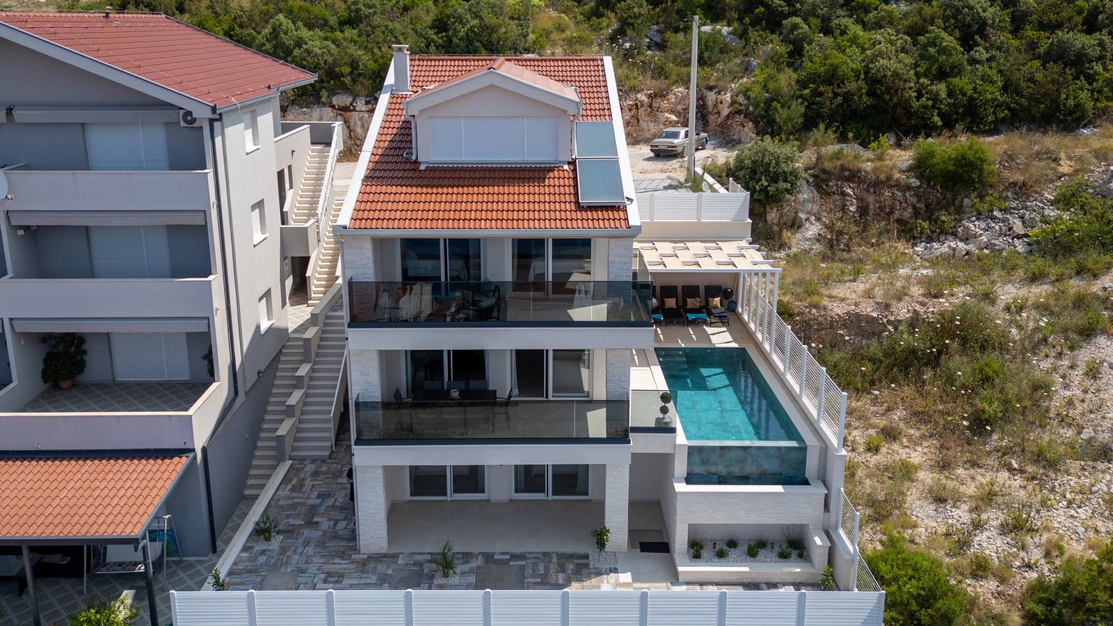 Villa Sole Komarna by Villas Guide in Komarna, Dubrovnik-Neretva