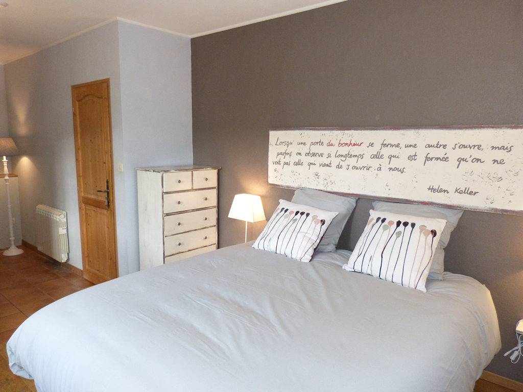 Chambres d'hôtes la Vergne - Chambre2 in Saint-Martin-des-Combes, Périgord Pourpre