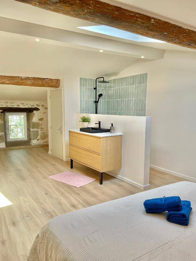 Location de vacances pour 2 personnes, avec jardin ainsi que terrasse et piscine à Ventenac-Cabardès - 3