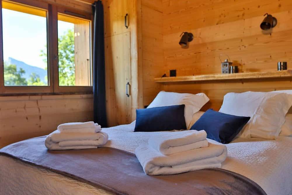 Ecological alpine chalet 4* (sleeps 10 to 14) in Serraval, Región de Annecy