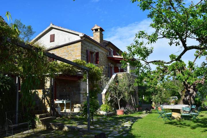 Ferienwohnung für 4 Personen, mit Garten und Seeblick sowie Ausblick, mit Haustier