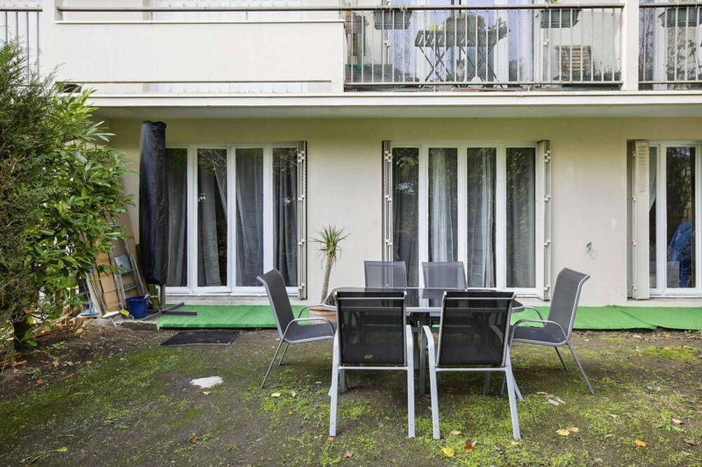 Apartamento entero, Chic and spacious apart with piano and terrace in Le Chesnay, Yvelines