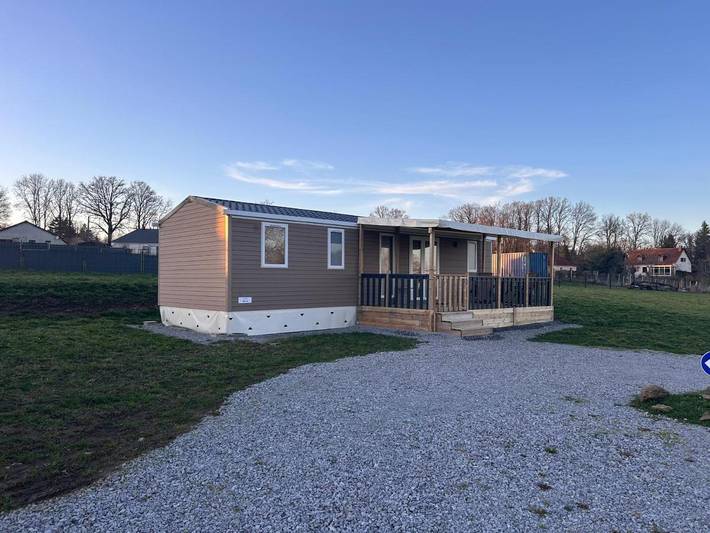 Gîte pour 4 personnes, avec Balcon et Terrasse ainsi que Jardin et Vue dans Saint-Marc-à-Frongier