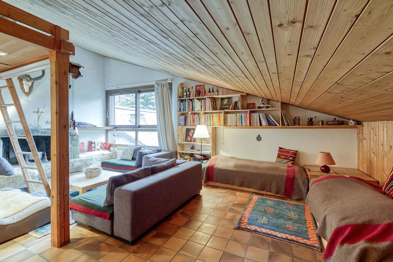 Entire apartment, Appartement Le Grenier in Chamonix-Mont-Blanc, Massif du Mont-Blanc