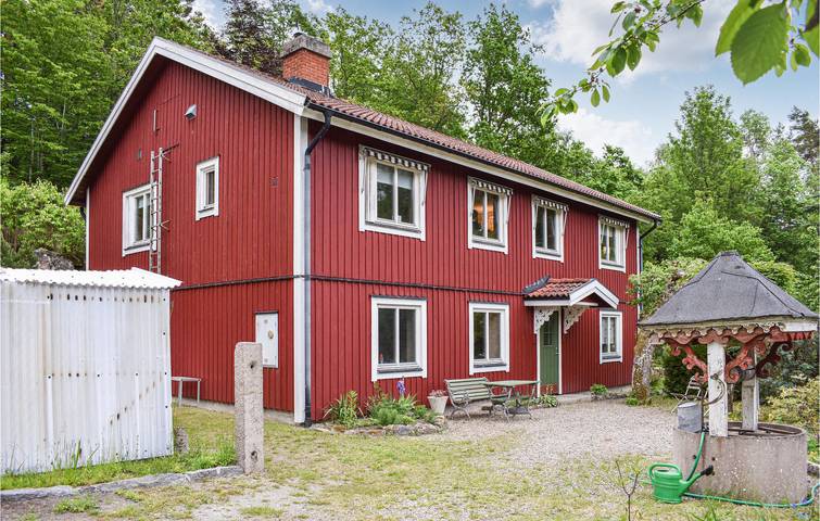 Hus för 6 Personer med terass in Langasjön