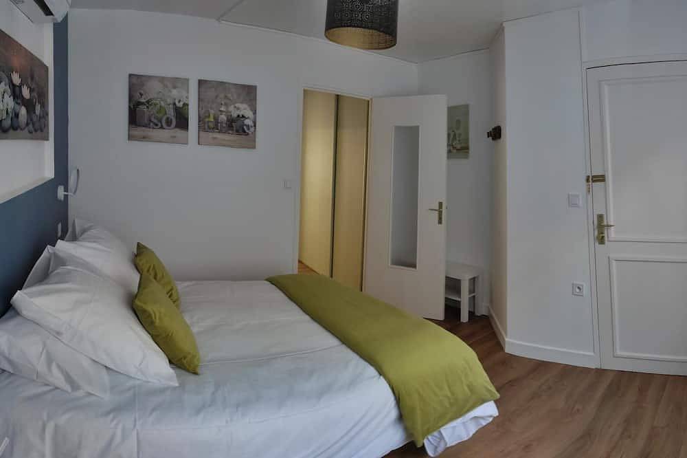Appartement entier, Appartement au calme, avec jardin et wifi gratuit (T2 - Valençay 01 in Les Aix-d'Angillon, Région de Bourges