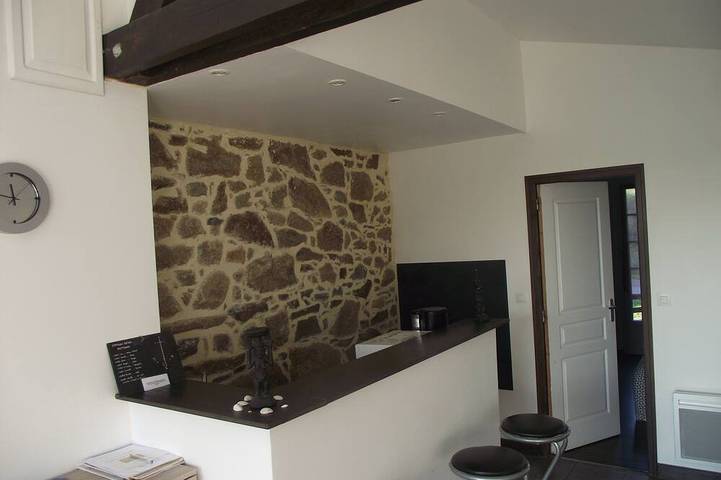 Entire apartment, Countryside at the foot of Mont Saint Michel in Roz-sur-Couesnon, Mont-Saint-Michel Bay