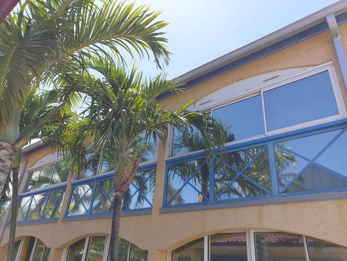Appart’hôtel pour 5 personnes, avec jacuzzi ainsi que jardin et piscine