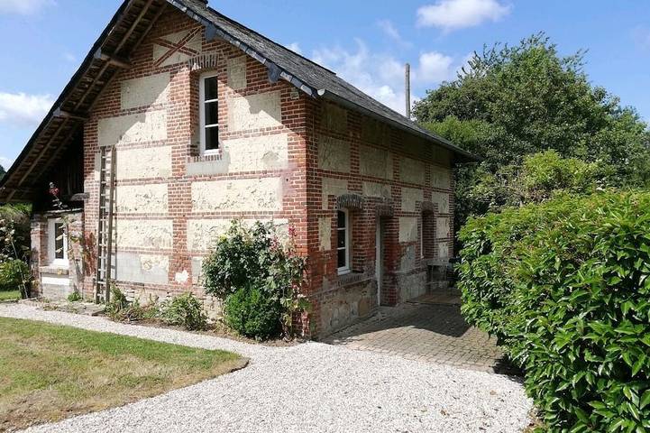 Location de vacances pour 4 personnes, avec Balcon/Terrasse ainsi que Terrasse et Jardin à Le Mesnil-sur-Blangy