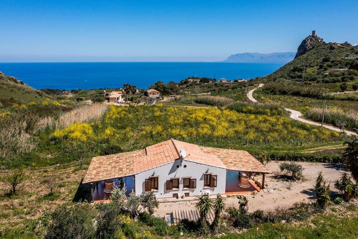 Apartamento entero, Villa Elena 2 Km de la Reserva Natural de Zingaro in Scopello, Castellammare del Golfo
