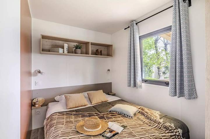 Camping für 6 Personen, mit Terrasse in Bénodet - 2