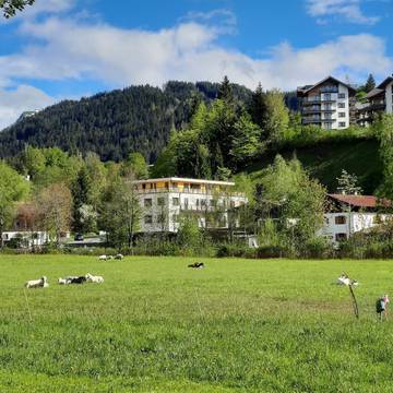 Hütte für 4 Personen, mit Pool und Balkon in Fieberbrunn