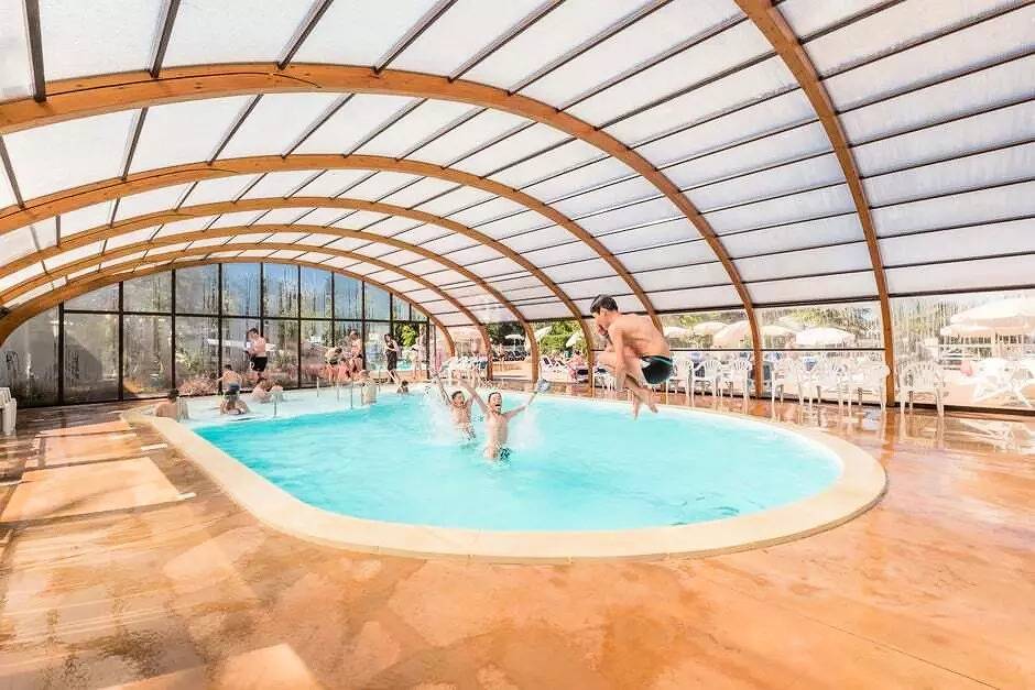 Mobil-Home Comfort 2 dormitorios 4/5 personas + Tv in Penvins, Sarzeau