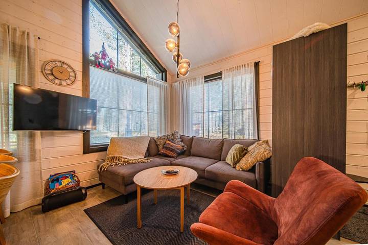 Lägenhet för 6 Personer, med terass och bastu, barnvänlig i Levi