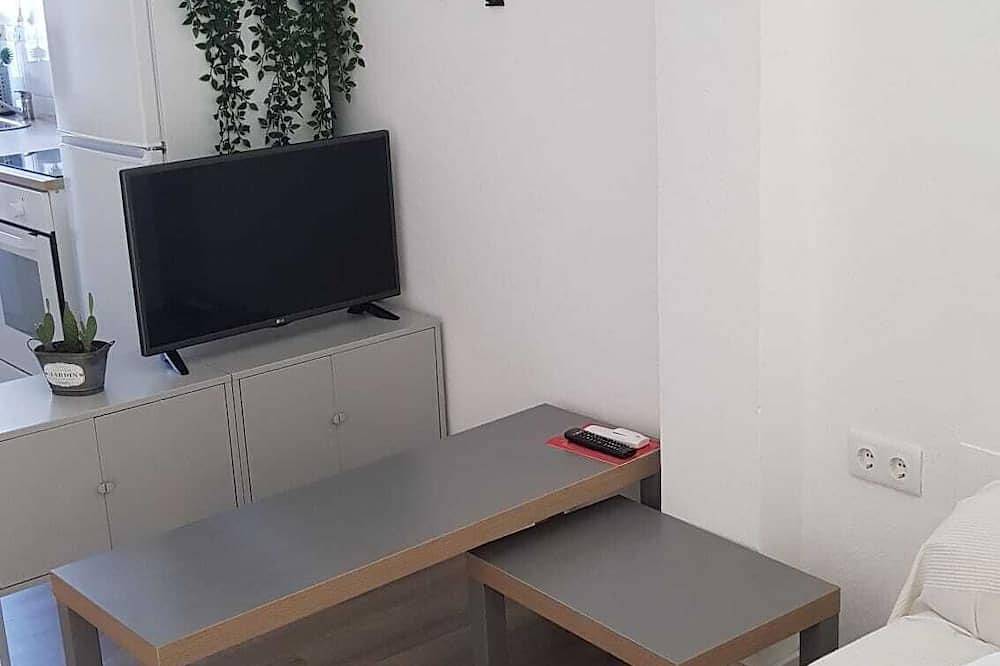 Entire apartment, Villa Extensa in Algodonales, White Villages