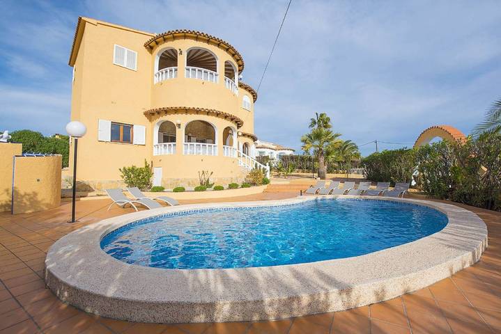 Ferienhaus für 12 Personen, mit Terrasse und Garten in Calpe - 2