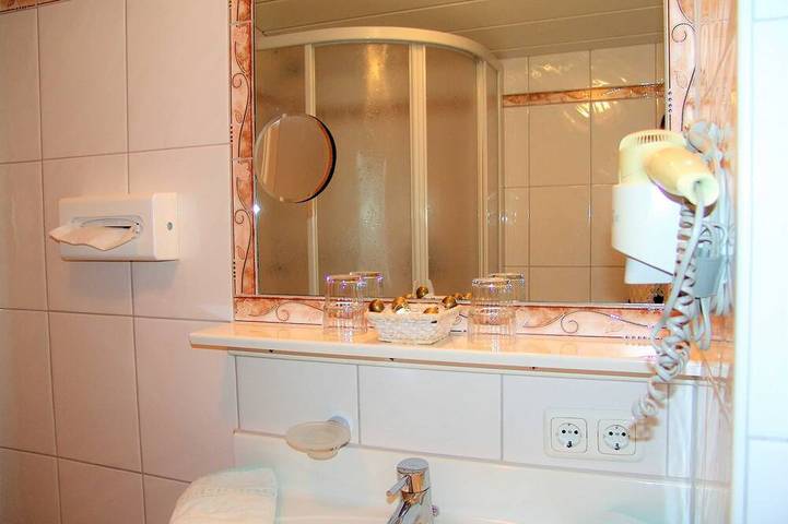 Ferienwohnung für 2 Personen, mit Balkon in Grän - 4