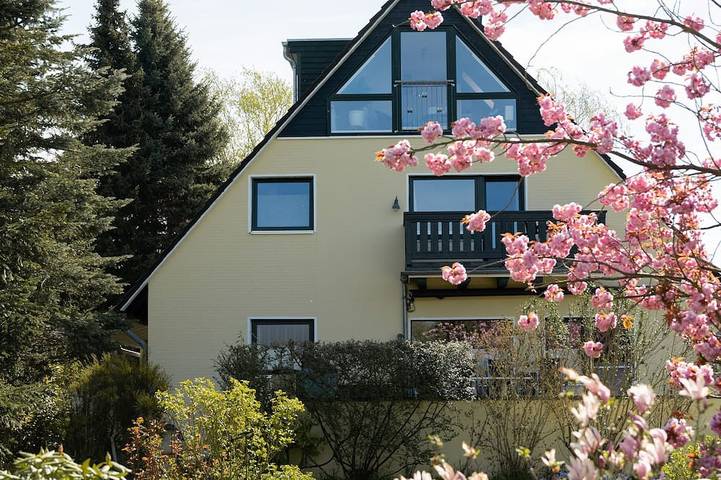 Ferienwohnung für 6 Personen, mit Balkon und Garten