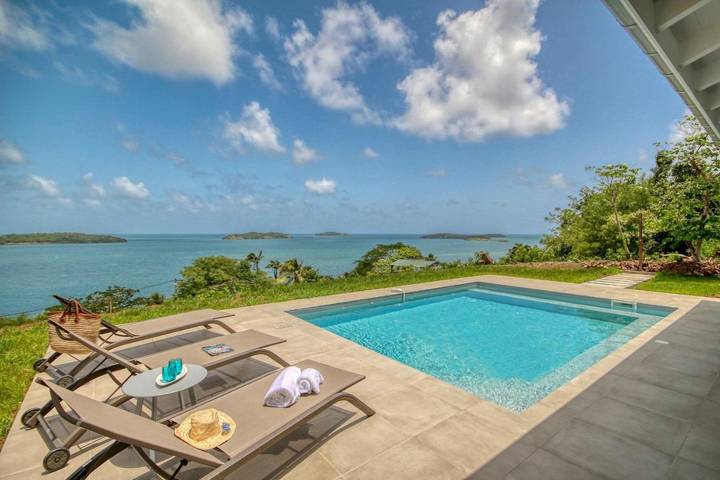 Villa pour 6 personnes, avec piscine et terrasse