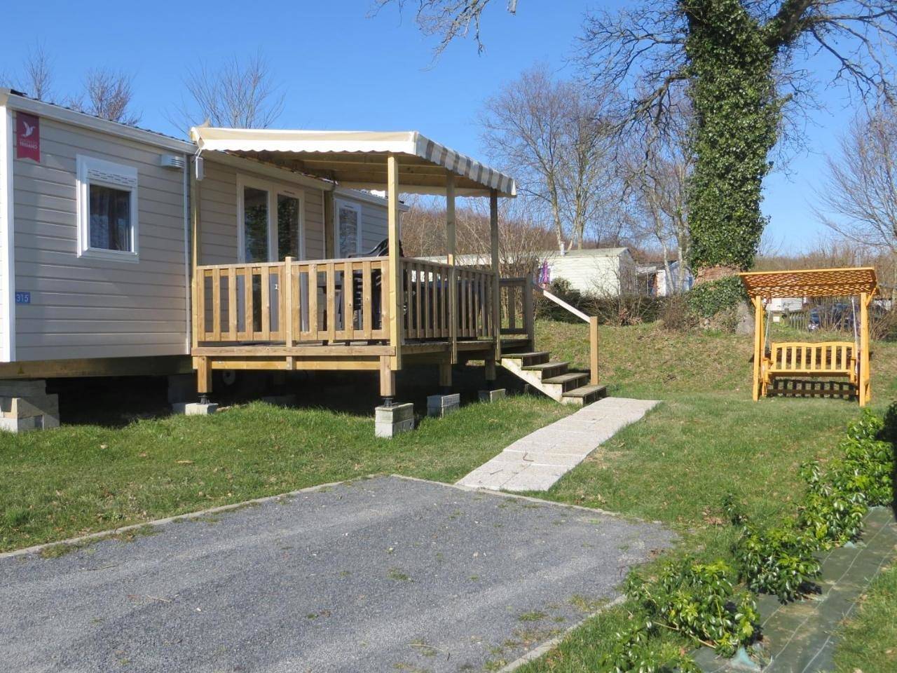 Mobile Home in Saint-Hubert-des-Biards, Région de Bayeux