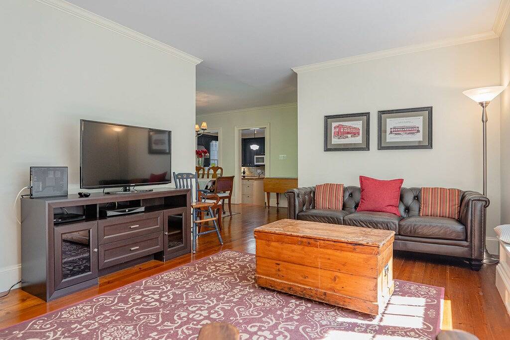 Historische Innenstadt, Bummel zu Geschäften, Theater, Parks, Grill, Terrasse, Parkplatz, 10 Personen in Niagara-on-the-Lake, Niagara Fälle