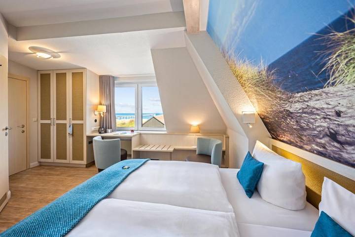 Hotel für 3 Personen, mit Terrasse und Garten sowie Ausblick in der Rostocker Heide - 3