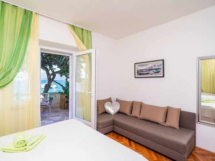 Ganze Wohnung, Apartments Nikolina (Lu) -  Two-Bedroom Apartment with Terrace in Lumbarda, Korcula