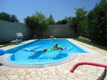Maison d’hôte pour 4 personnes, avec jardin ainsi que piscine et vue à Bari
