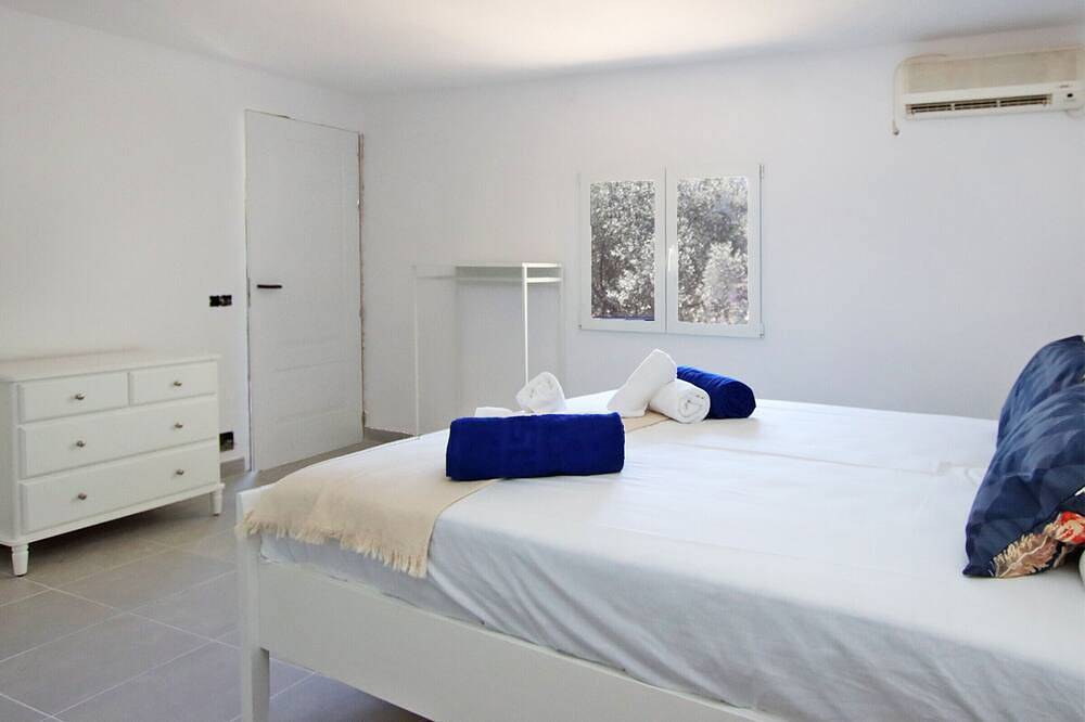 Villa Ses Costes con piscina privada, jardín y vistas panorámicas a las montañas en Alaró in Alaró, Interior de Mallorca