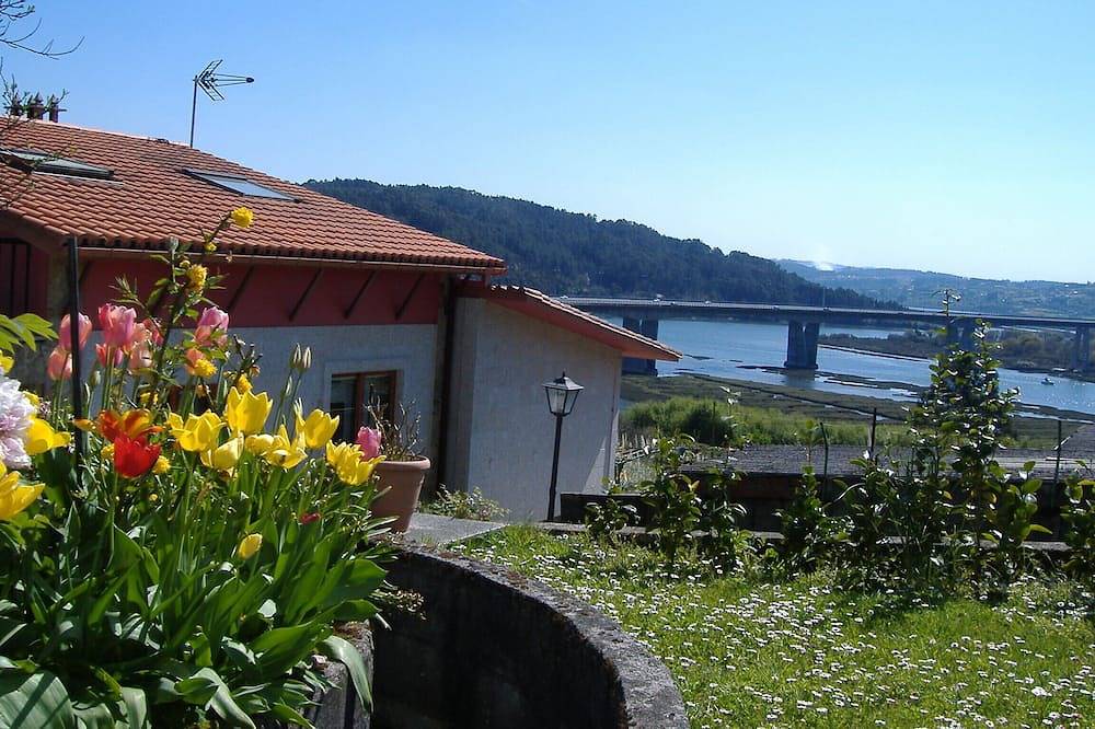 Chalet Independiente En Miño Vistas Al Mar, Cerca De La Playa Y Camino Inglés in Paderne (Espanha), Galician Coast