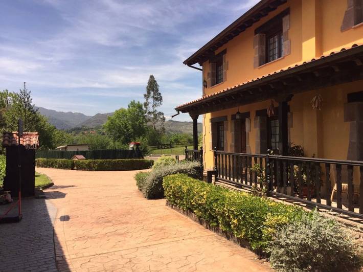Casa rural para 6 personas, con Jardín en Val de San Vicente - 4