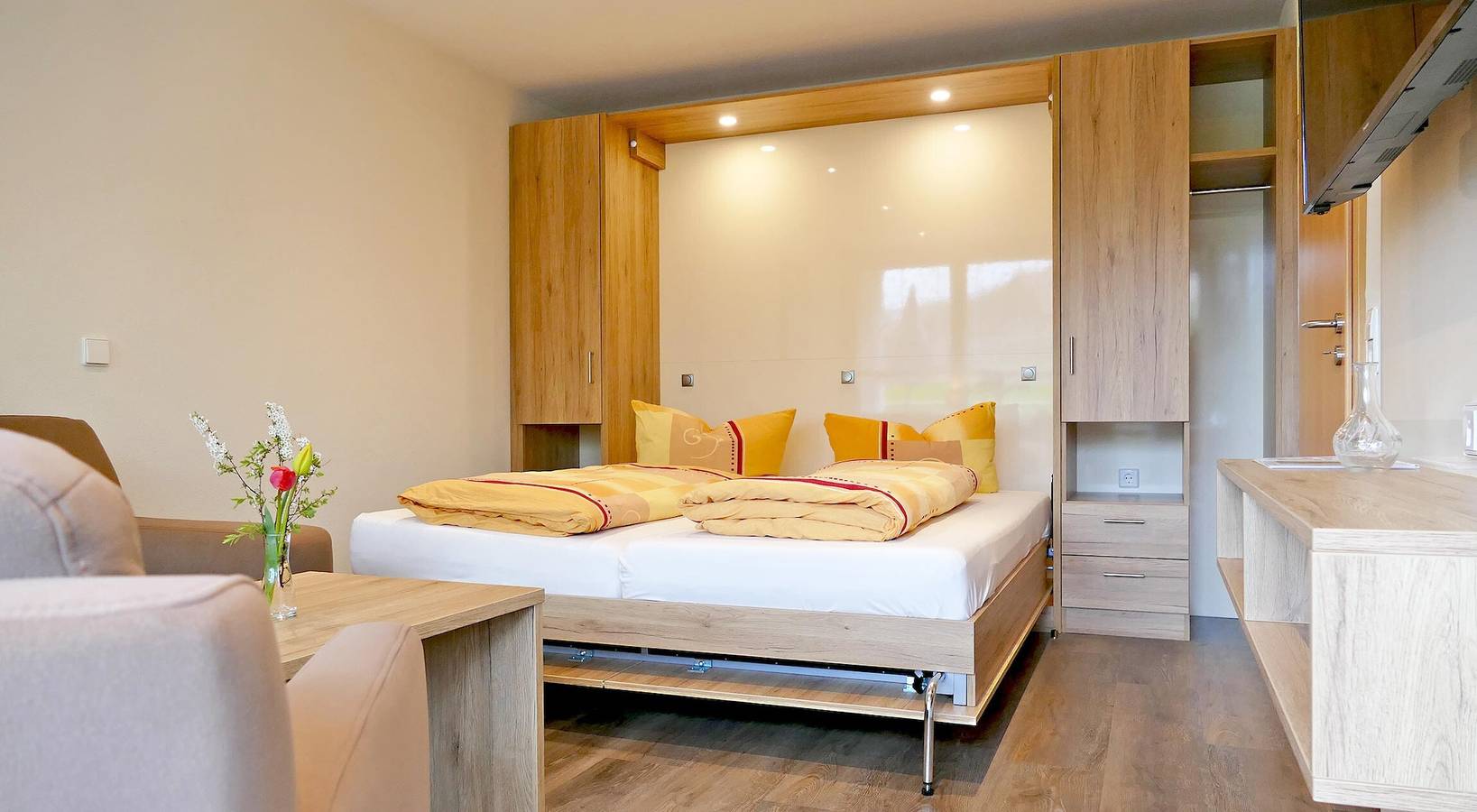 Ganze Wohnung, Hoferpeterhof: Ferienwohnung '1 Zimmer' mit Bergblick, Gemeinschaftsterrasse und Wi-Fi in Bad Peterstal-Griesbach, Mittlerer Schwarzwald
