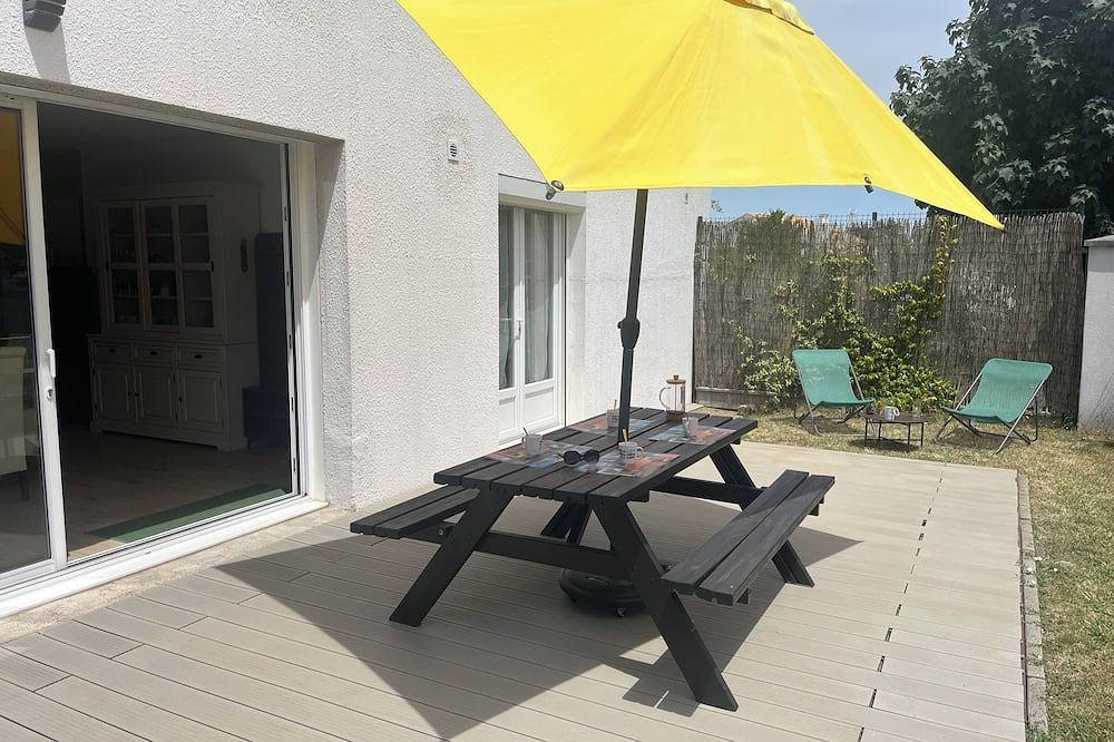 Appartement entier, Logement lumineux avec une grande terrasse in Rochefort, Région de Rochefort