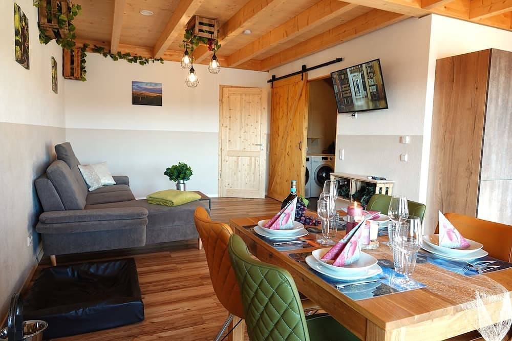 Ganze Wohnung, Main barrierefreier Urlaub im Weinberg in Kitzingen, Fränkisches Weinland