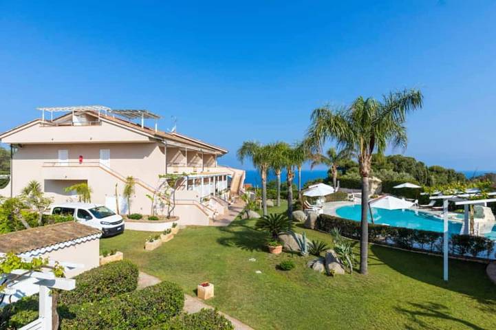 Ferienwohnung für 2 Personen, mit Pool und Balkon - 1