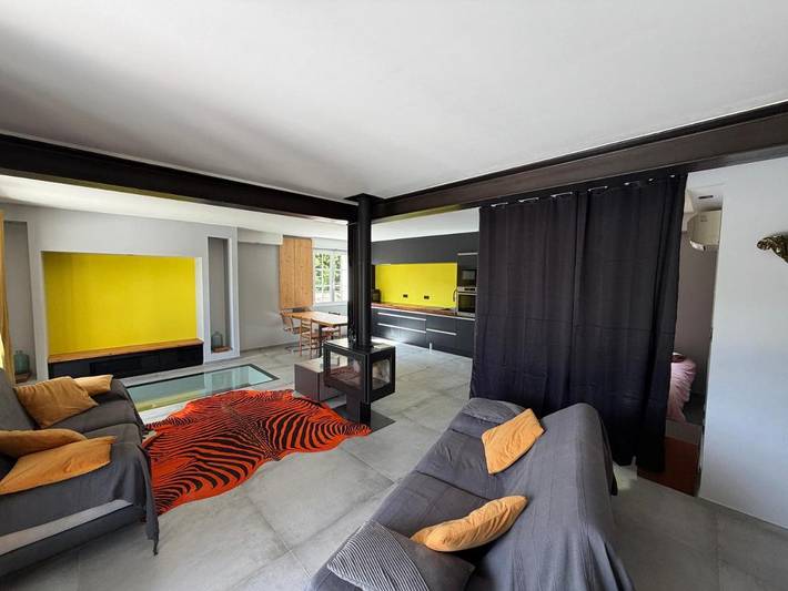 Gîte pour 12 personnes, avec jardin et piscine à Grillon - 4