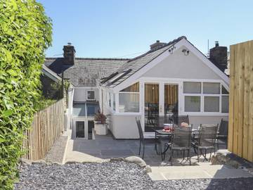 Cottage for 6 People in Criccieth, Gwynedd, Photo 2