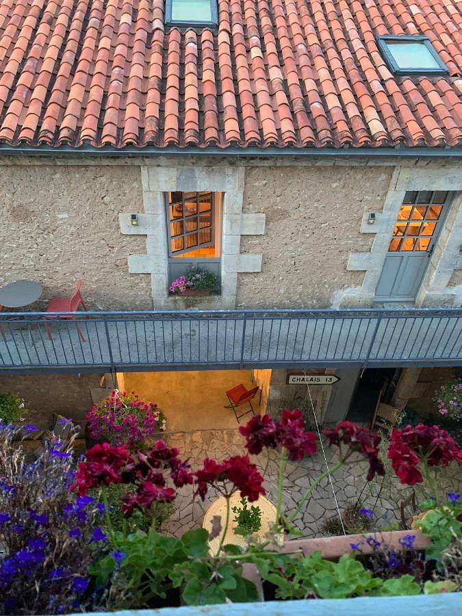 Location de vacances pour 2 personnes, avec terrasse et jardin à Ribérac - 3