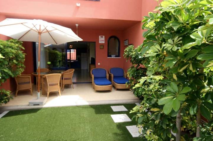 Holiday home for 3 people, with pool and balcony - 1