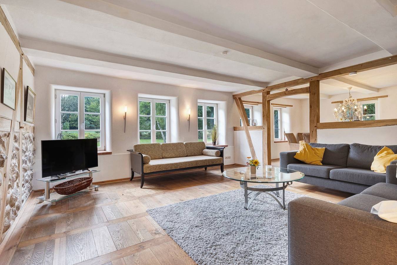 Casa de vacaciones 'Hof Hohe Eichen' con terraza privada, jardín privado y Wi-Fi in Elbtalaue