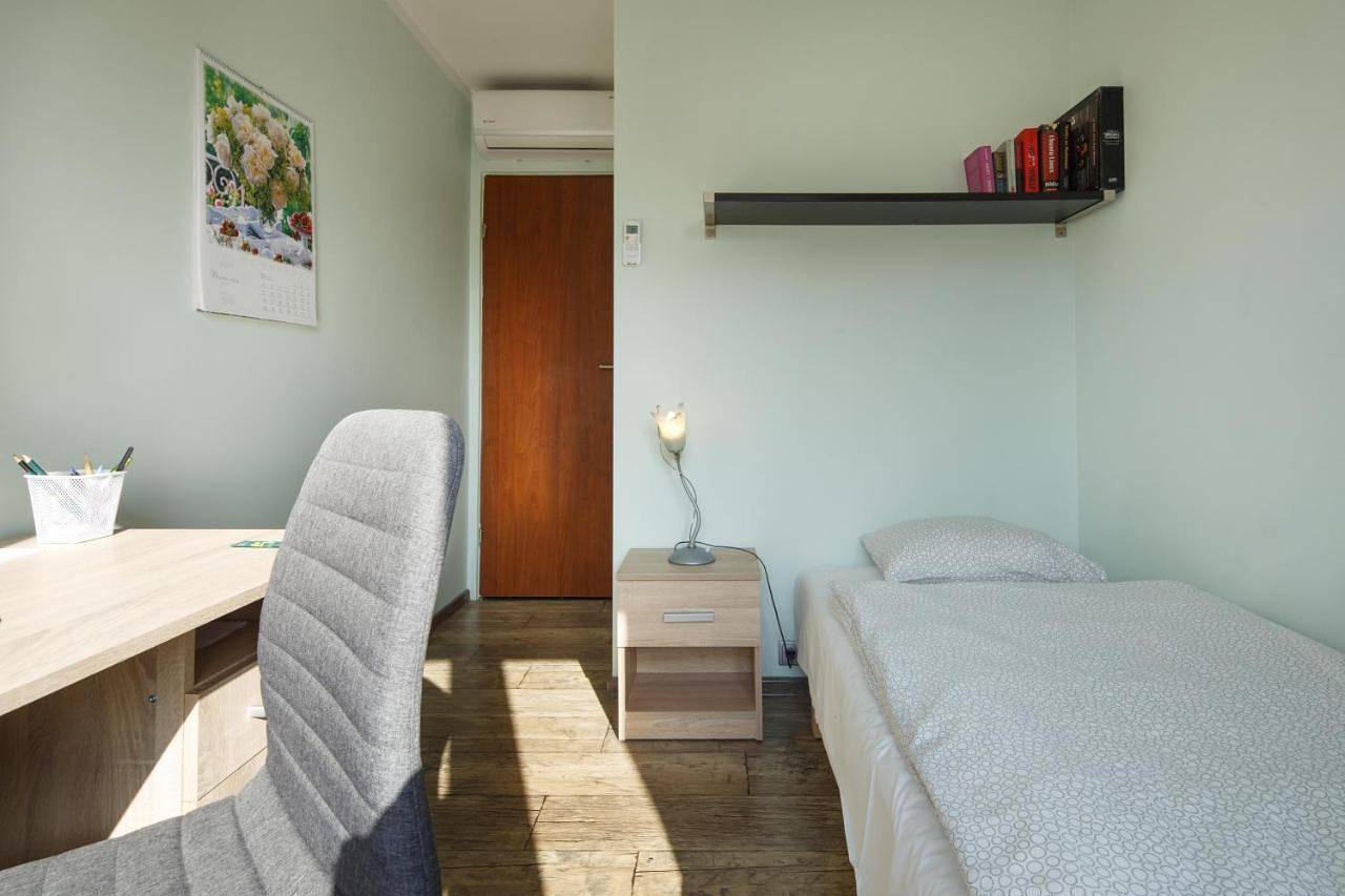 Cały apartament, Apartment with Balcony in Ruda Śląska, Śląsk