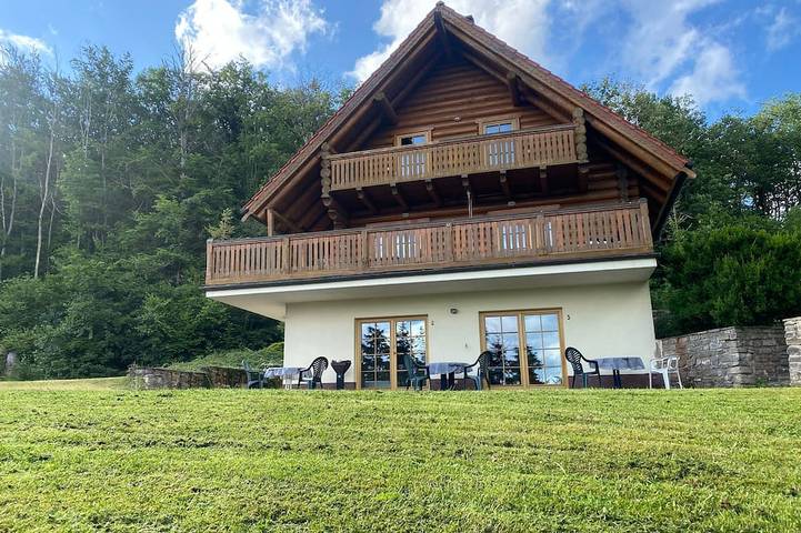 Ganze Wohnung, Doppelzimmer (Appartement 1) - Blockhaus in Sangerhausen, Harzvorland
