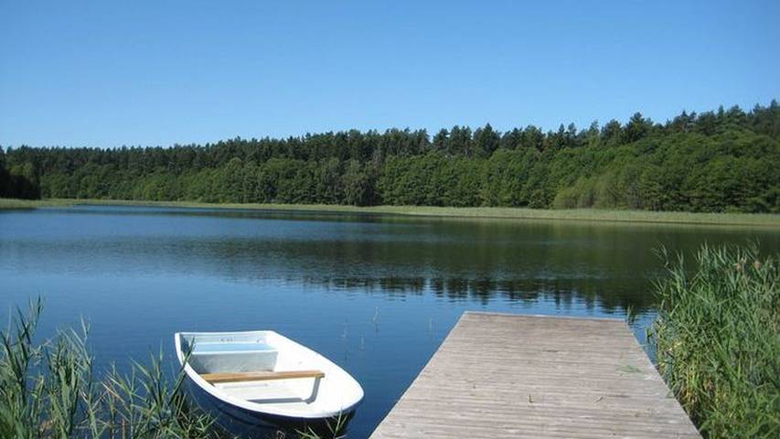 Ferienwohnung für 5 Personen, mit Sauna und Terrasse sowie Garten und Seeblick, kinderfreundlich in Himmelpfort